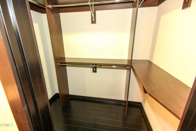 Building Photo - 655 S Hope St