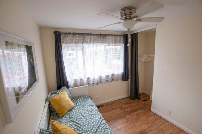 2nd Bedroom - 9224 N Tyler Ave