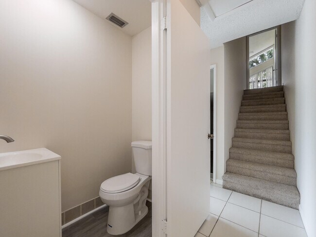 Building Photo - 9730 Boca Gardens Pkwy