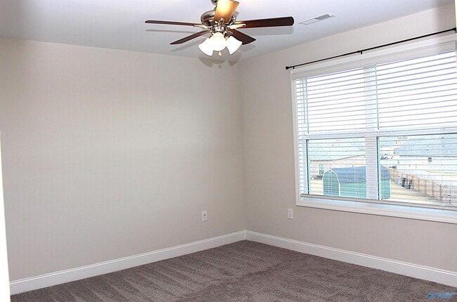 Building Photo - 114 Bella May Ln