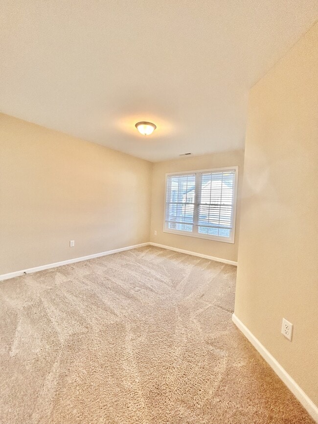 Building Photo - 21 Jackmia Way