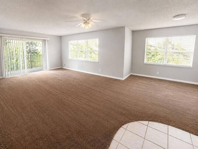 Building Photo - 3360 Spanish Moss Terrace
