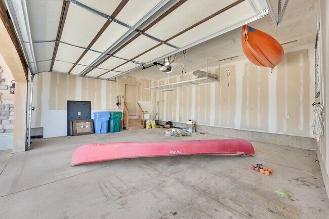 Building Photo - 4333 Park Hollow Ln