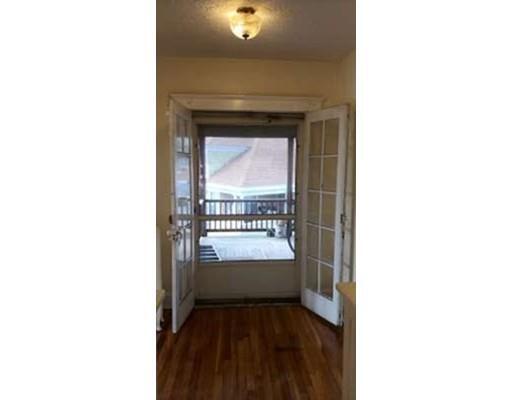 Building Photo - 31 Dennison Ave