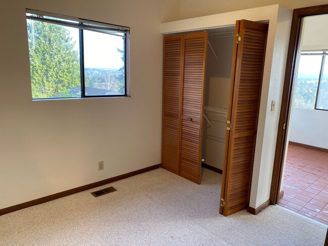 Building Photo - Ward Apartments LLC