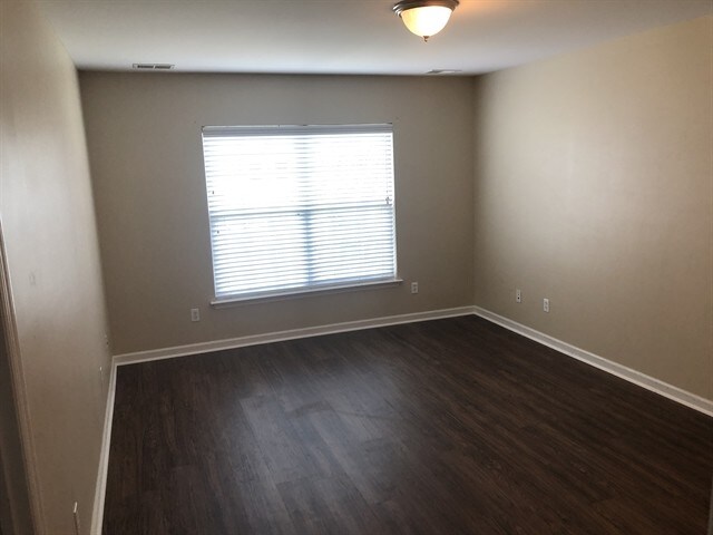 Building Photo - 354 Winchester Dr