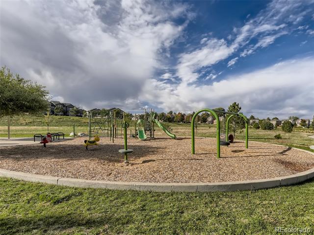 Building Photo - 6882 Longpark Dr