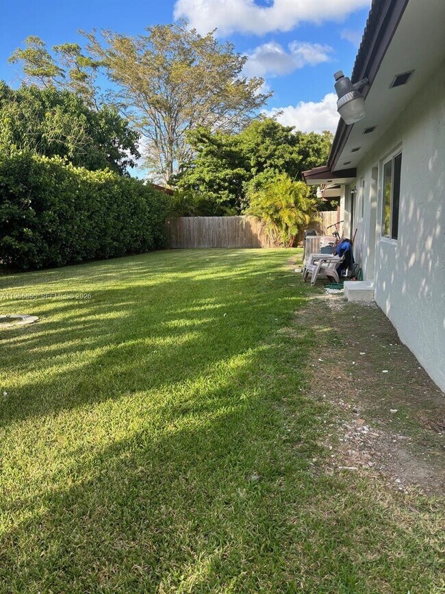 Building Photo - 13265 SW 53rd St