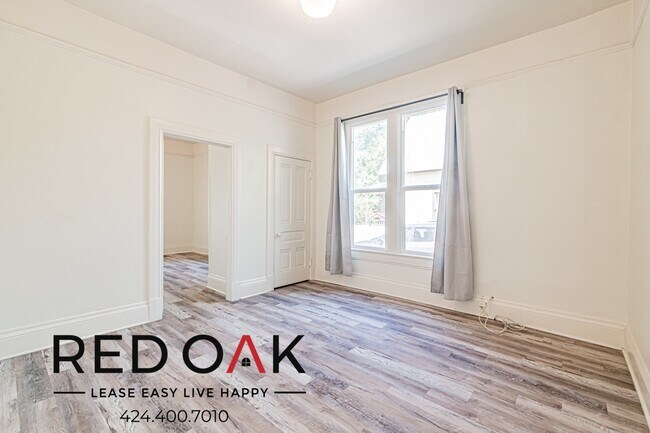 Building Photo - 470 Cypress Ave