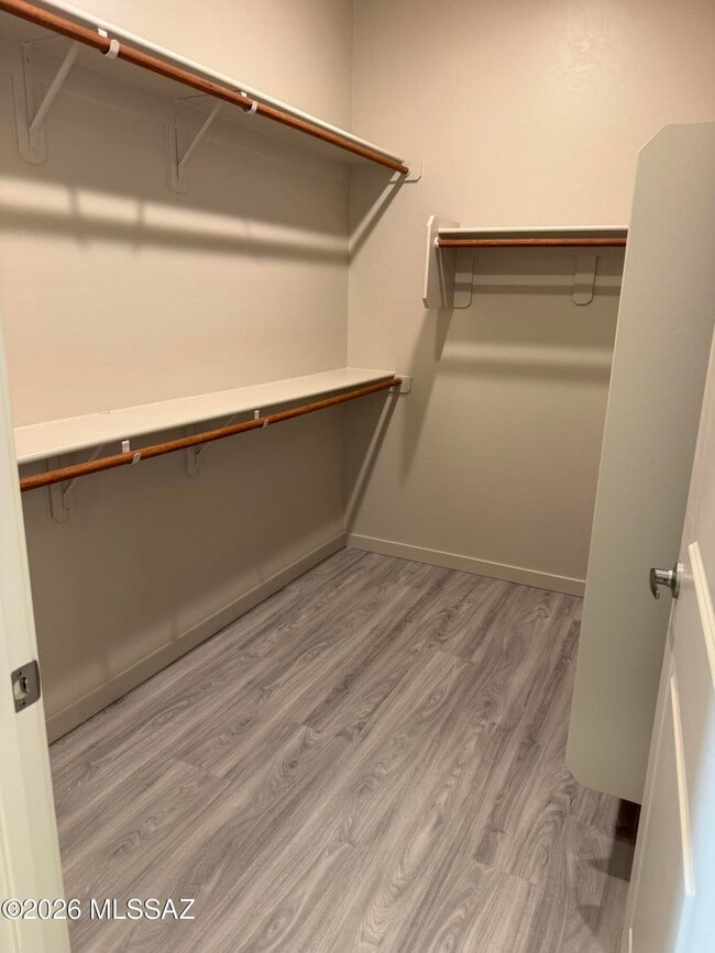 Building Photo - 8829 N Sherry Cervi Wy