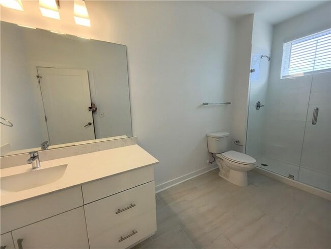 Building Photo - 525 Parkway Dr
