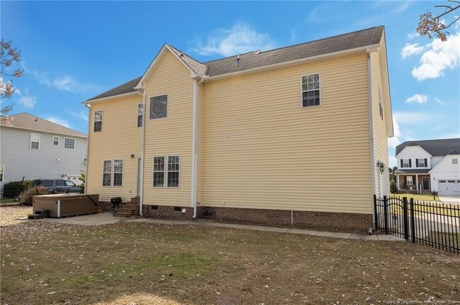 Building Photo - 3825 Barnsdale Dr