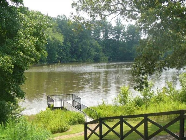 Building Photo - 4770 Leatherstone Way