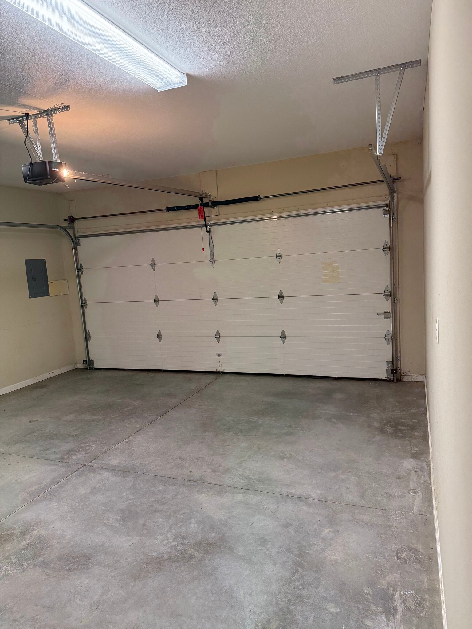 Grage - 7742 Ellisville Ln