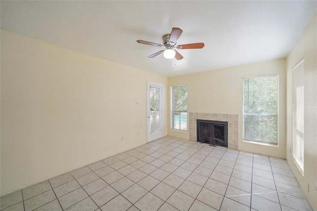 Building Photo - 3900 Woodchase Dr