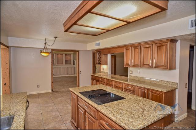 Building Photo - 4 bedroom in El Paso TX 79922