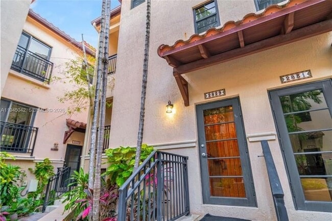 Building Photo - 2829 Coconut Ave