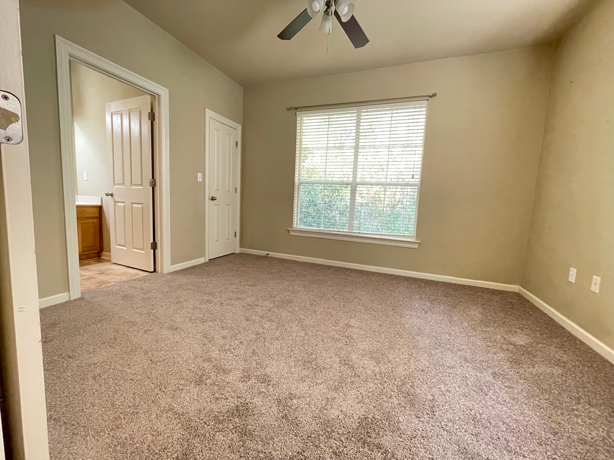 Bedroom 2 (View B) - 2405 Brightside Dr