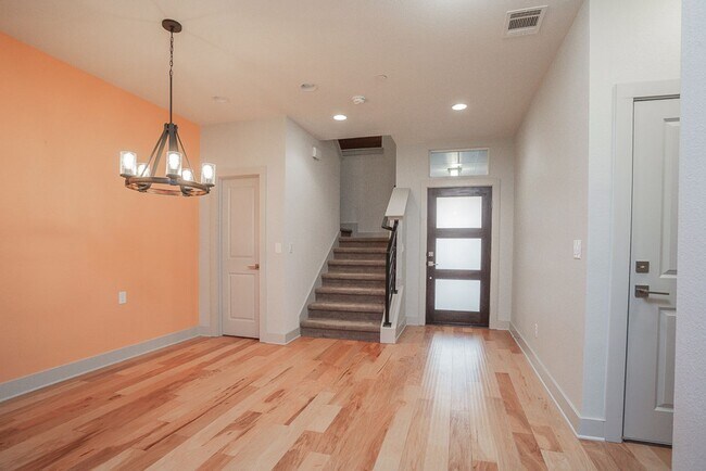 Building Photo - 2017 Local Rebel St