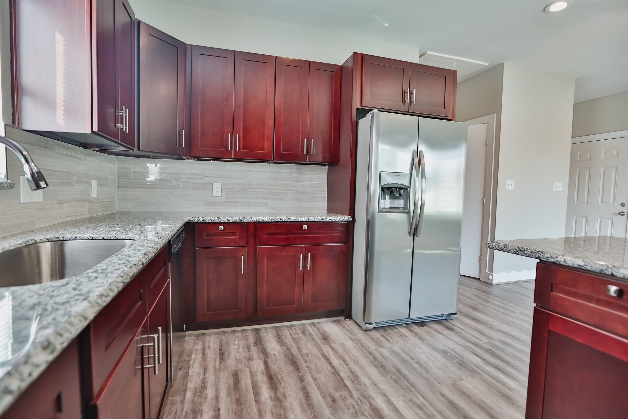 Building Photo - 3245 Dixie Dr