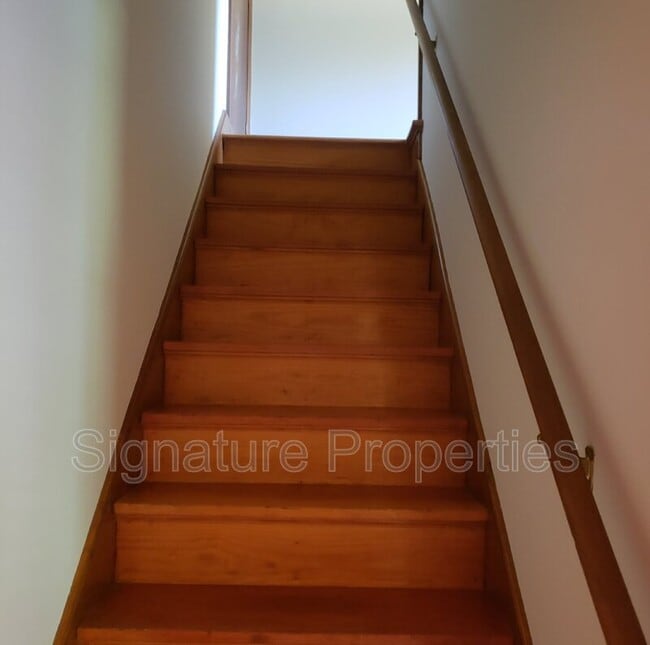 Building Photo - 7285 Beulah Church Rd