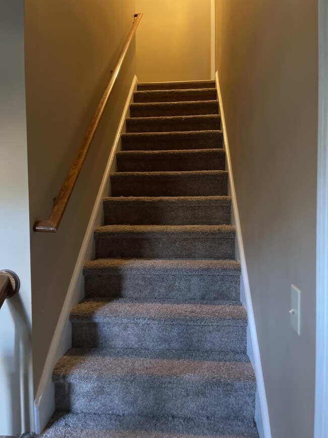 Building Photo - 163 Bent Tree Dr