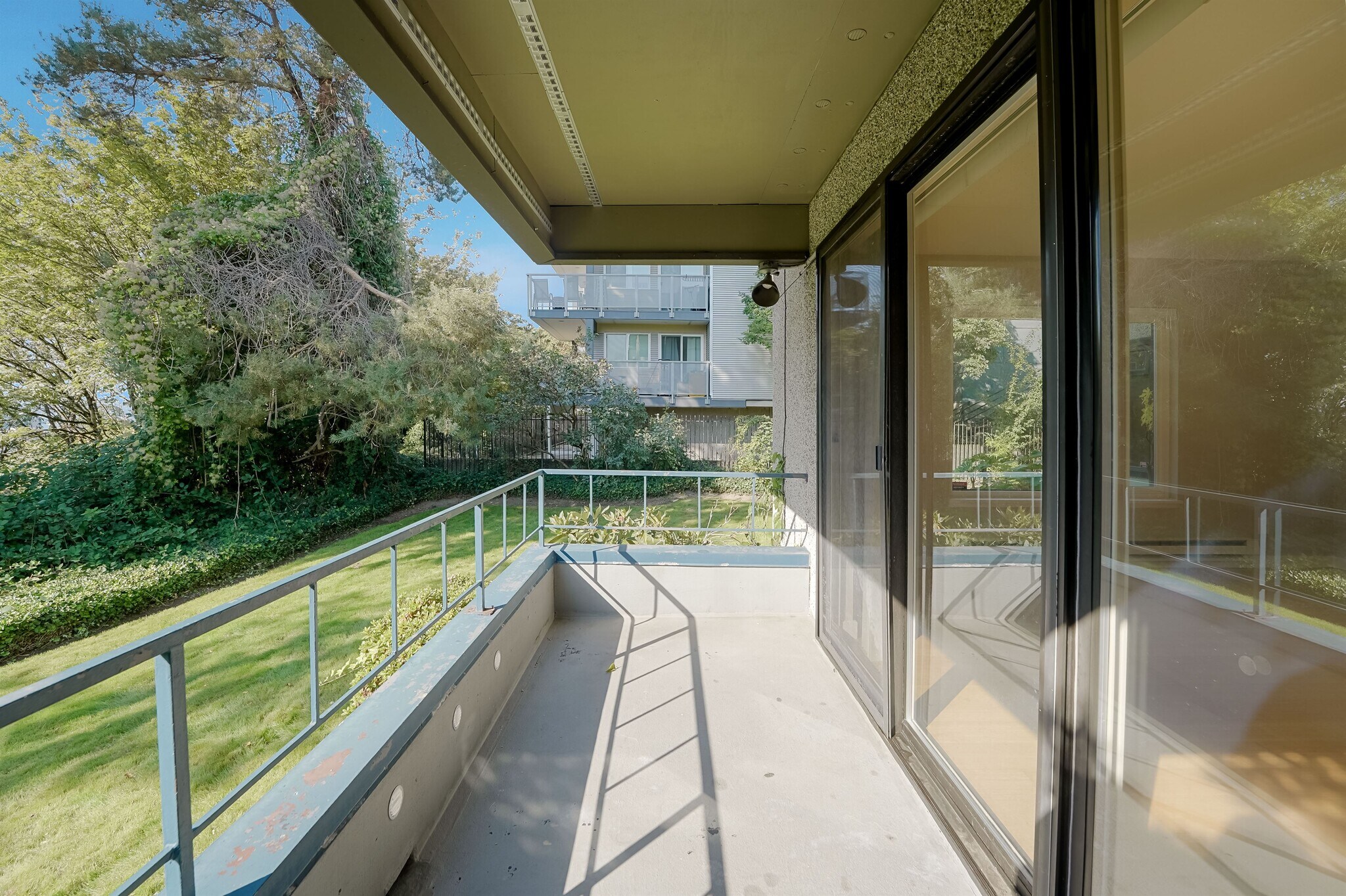 Building Photo - 1100 S Atlantic St