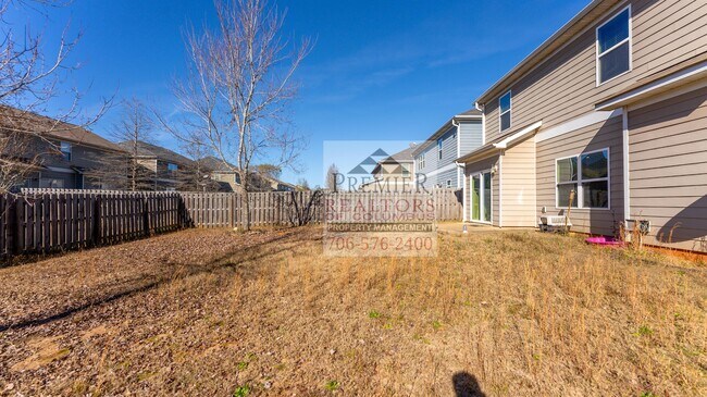 Building Photo - 7331 San Vista Dr