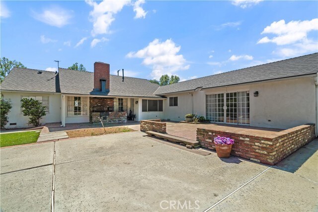 Building Photo - 5835 Jumilla Ave