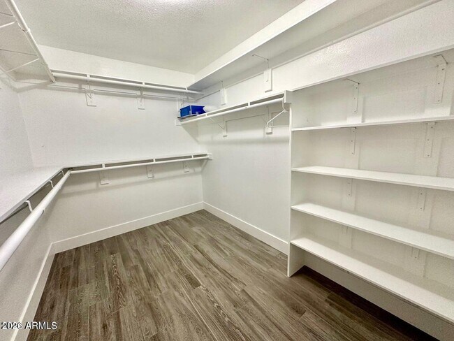 Building Photo - 8702 E San Ardo Dr