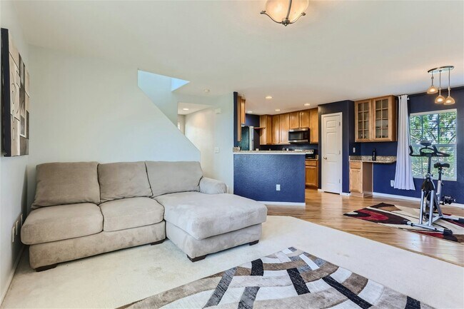 Building Photo - 11701 Fenwick Cir