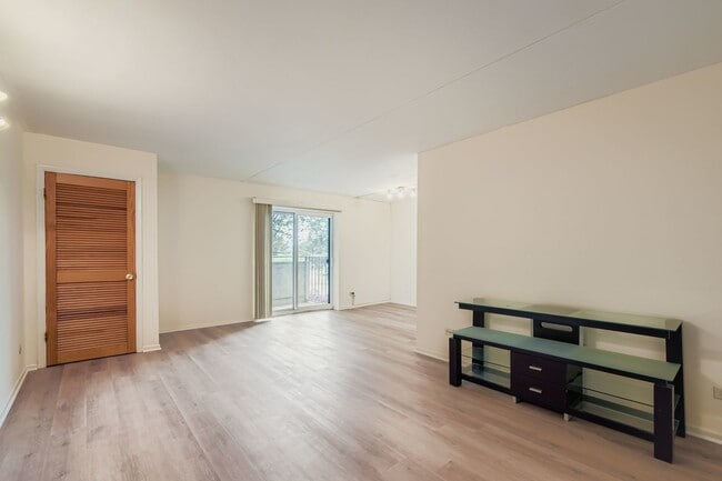 Building Photo - 1463 Mercury Dr
