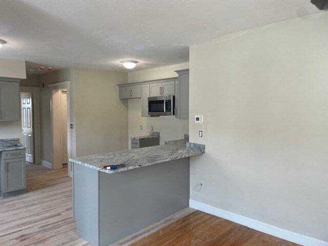 Building Photo - 154 Lovell St