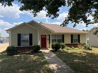 Building Photo - 1272 Tradition Ave