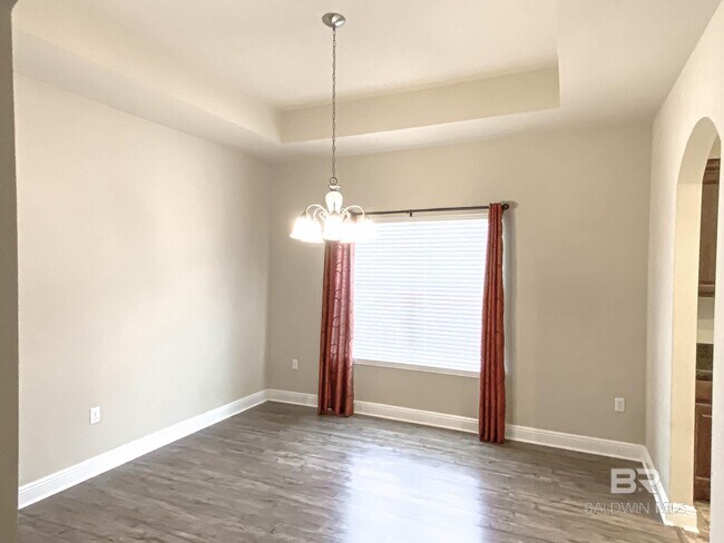 Building Photo - 609 Royal Troon Cir