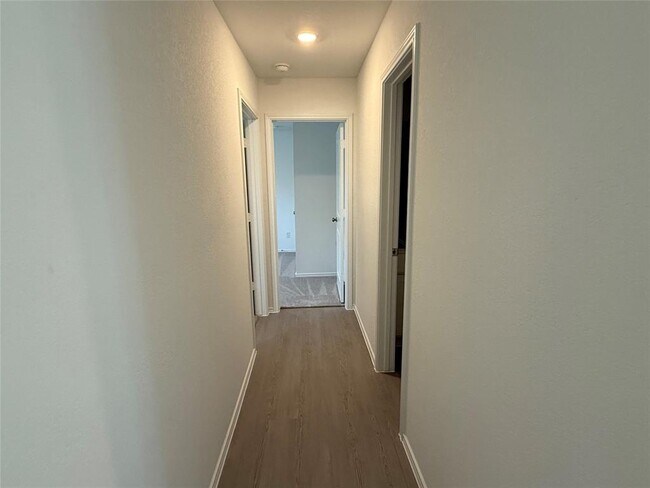 Building Photo - 165 Kyanite Dr
