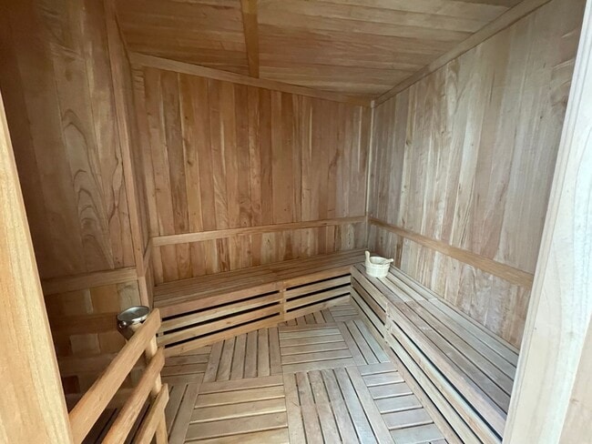 Building Photo - Brand NEW! Koula Studio