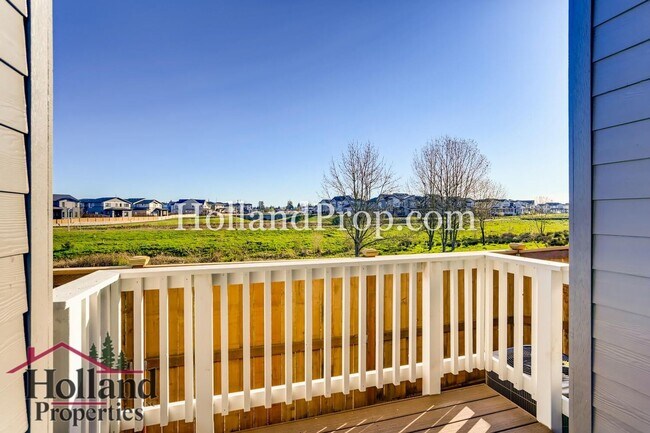 Building Photo - Modern Luxury Living Near Intel, Parks & Everything You Need!