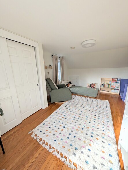 Building Photo - 56 Pilgrim Rd