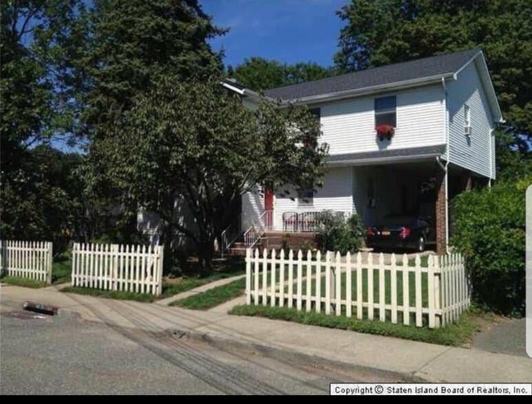 Building Photo - 27 Ontario Ave