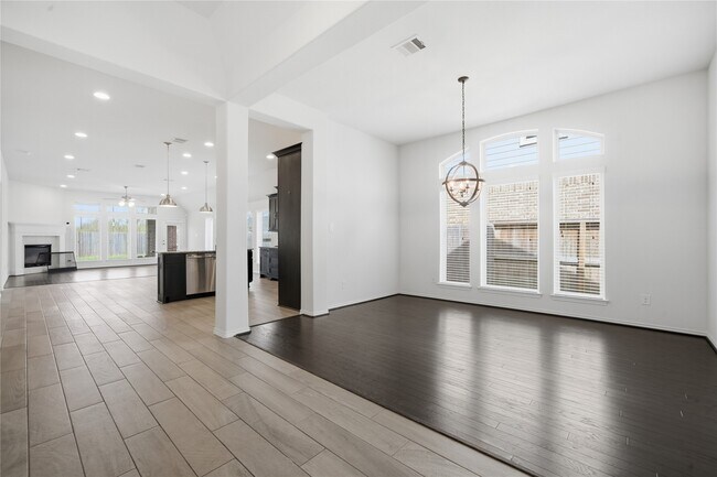 Building Photo - 20427 Noble Arabian Dr