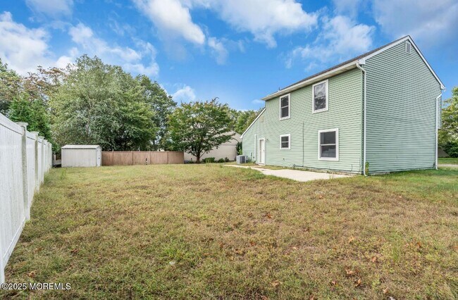 Building Photo - 101 Bristlecone Dr