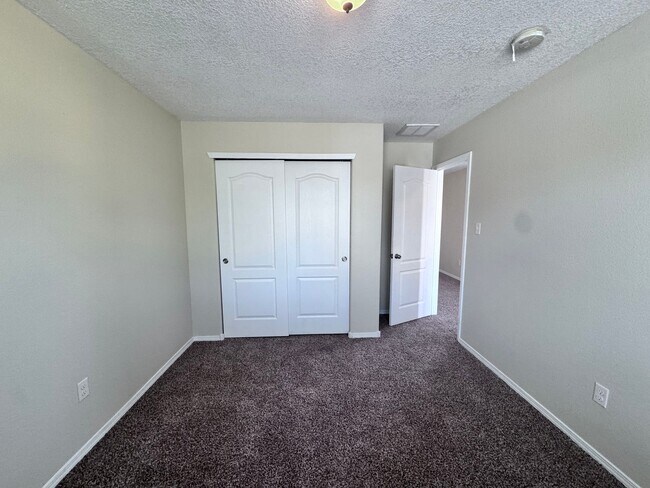 Building Photo - 671 Purple Aster Ave SW