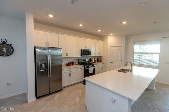 Building Photo - 16572 Kingwood Ln