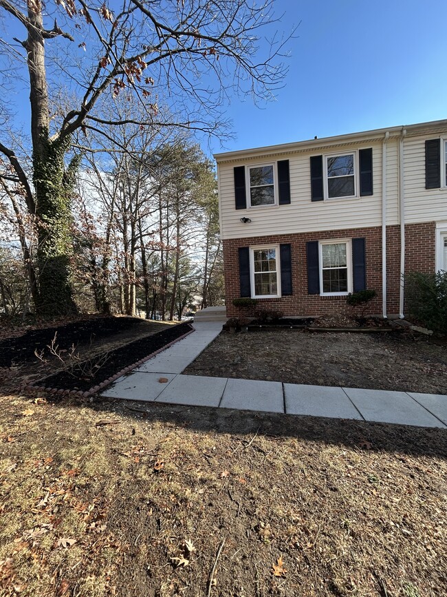 Building Photo - 3573 Moultree Pl