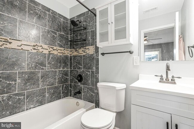 Building Photo - 312 57th St NE