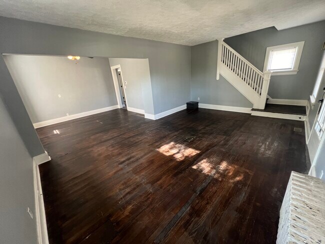 Primary Photo - 1345 Arbor Ave