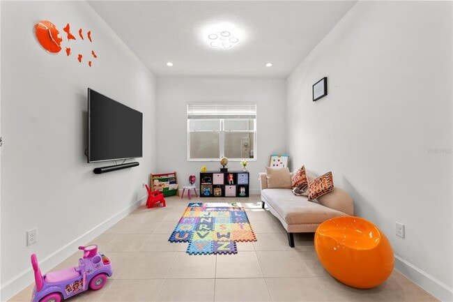 Building Photo - 32558 Tree of Life Ave