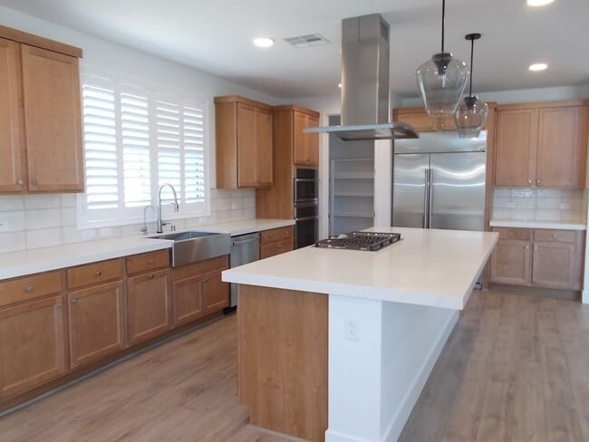 Building Photo - Luxury Brand-New Home with Designer Finishes, Courtyard & Bonus Game Room