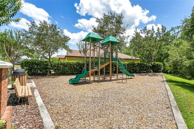 Building Photo - 10102 Caroline Park Dr